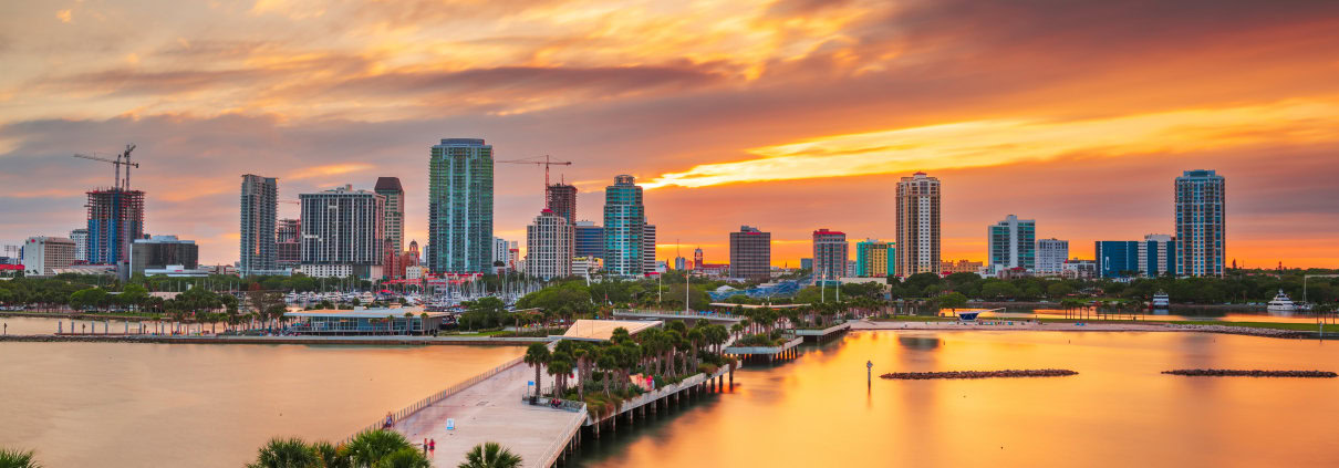 St.,Pete,,Florida,,Usa,Downtown,City,Skyline,On,The,Bay