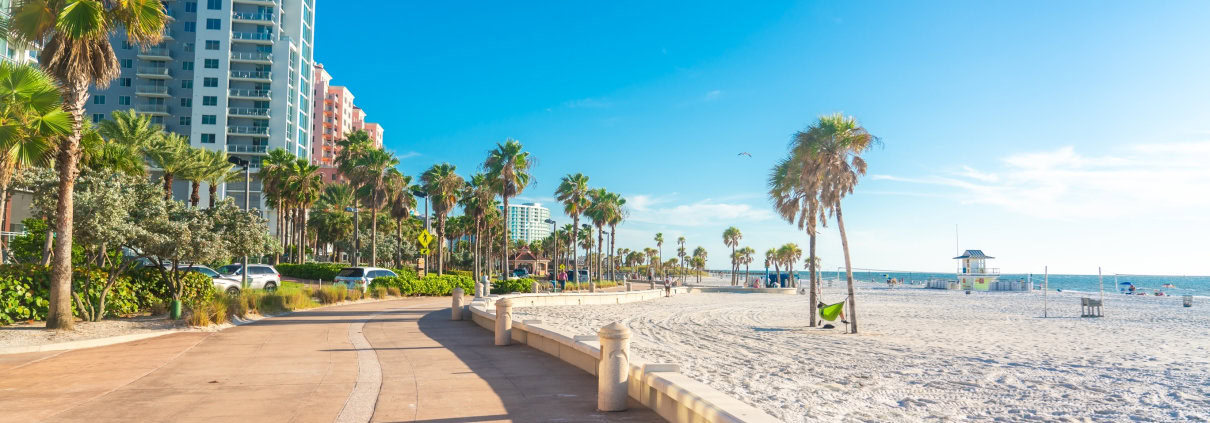 Clearwater,Beach,With,Beautiful,White,Sand,In,Florida,Usa